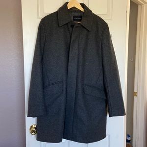 Banana Republic men’s Gray wool blend coat size Medium